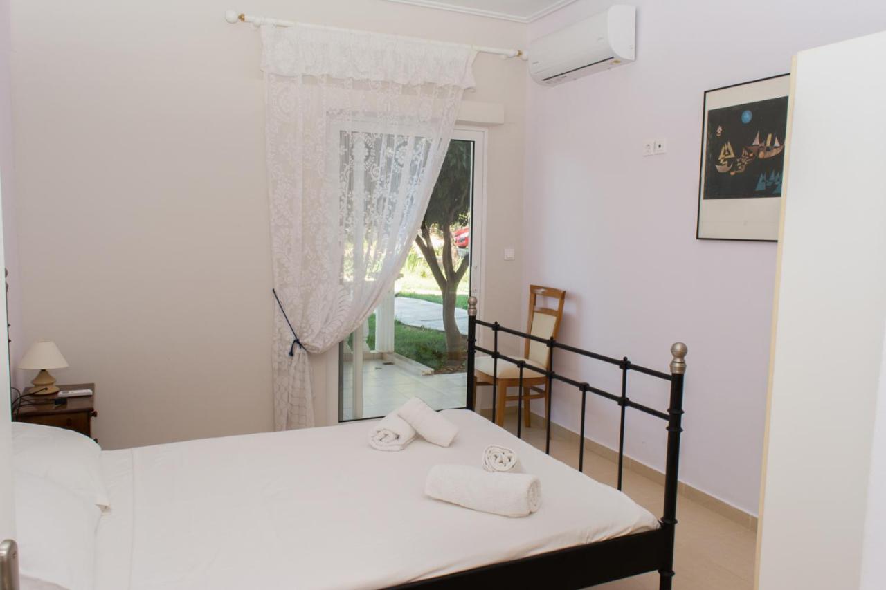 Doroufi Inn Koilás Esterno foto